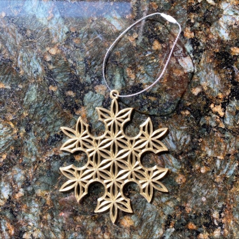 Bronze Snowflake Ornaments (Set of 12) - Picture 5 of 6